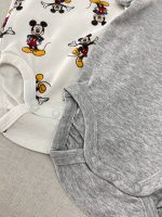 بادی آستین کوتاه اورجینال H&M تم میکی موس - Image 4