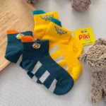 جوراب های پسرانه رنگی وارداتی (4-6 سال)