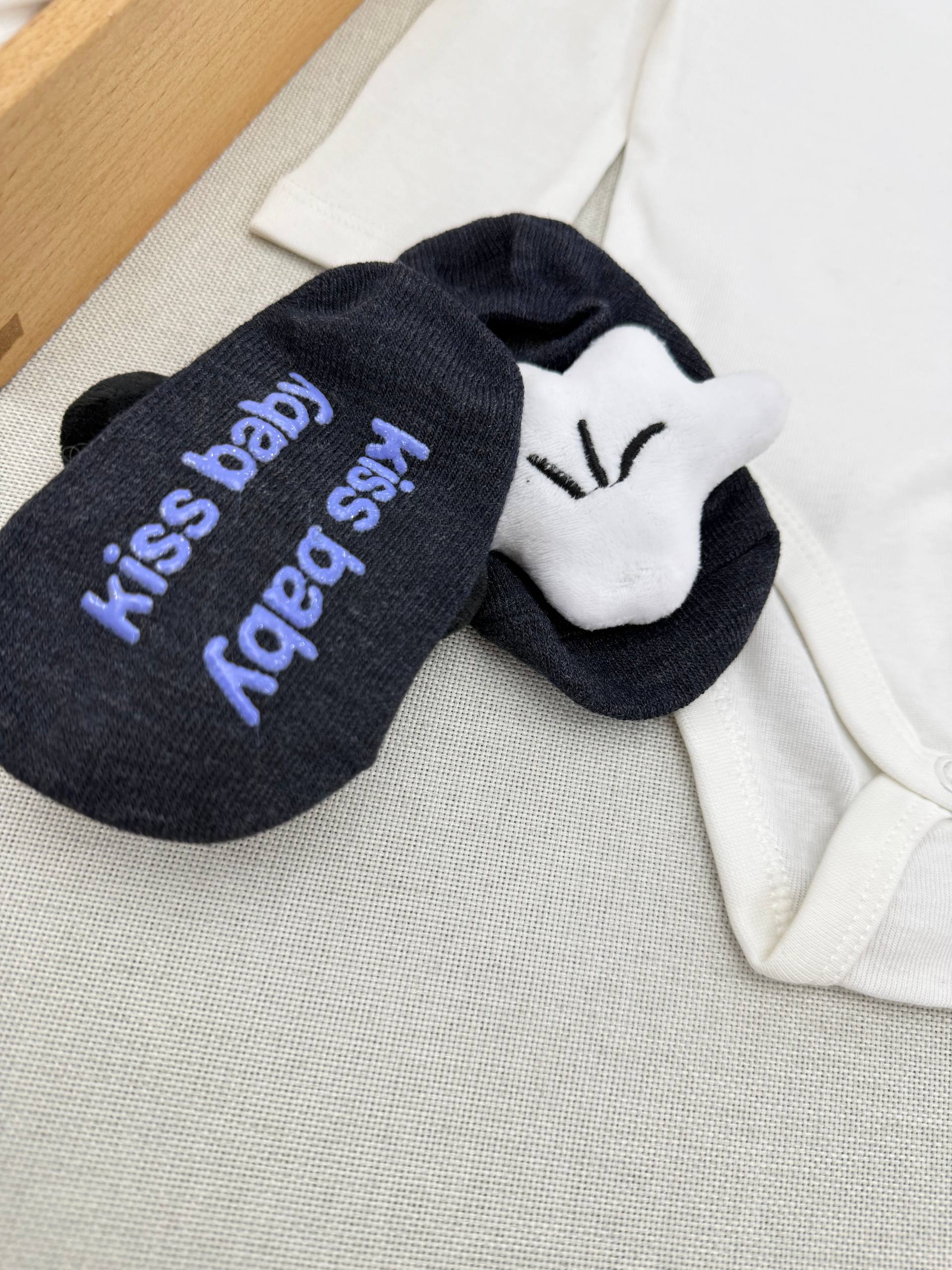 photo_5868229218733771789_w