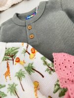 بادی های بیسکوییتی برند Lupilu (2-6 ماه) - Image 4