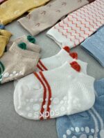 ست جوراب و ساق بند طرح حیوانات - Image 4