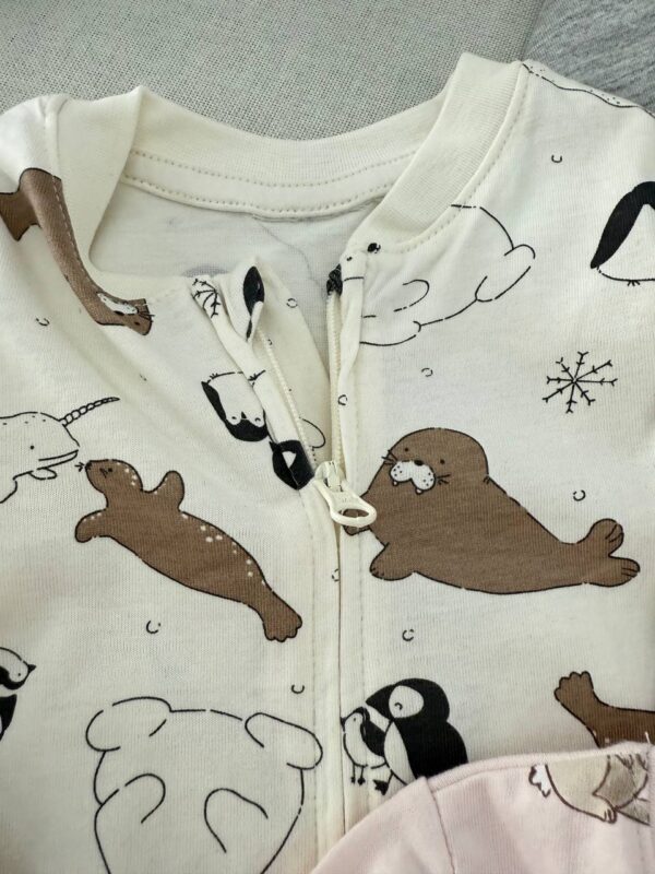 سرهمی پنگوئن و شیر دریایی اورجینال برند H&M - Image 2