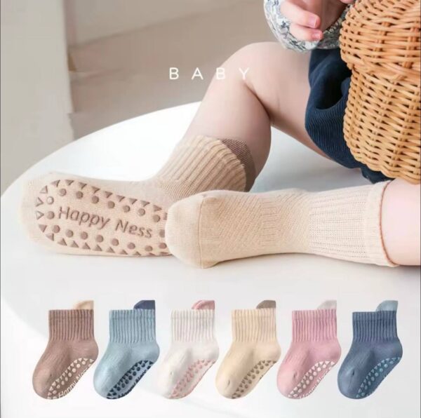 جوراب کبریتی کف استپ دار مدل سه پاشنه - Image 17