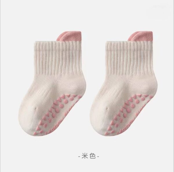 جوراب کبریتی کف استپ دار مدل سه پاشنه - Image 19