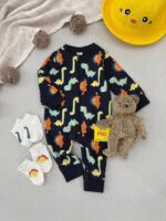 سرهمی زیپی اورجینال برند H&M (1-2 ماه) طرح دایناسور زمینه سورمه ای