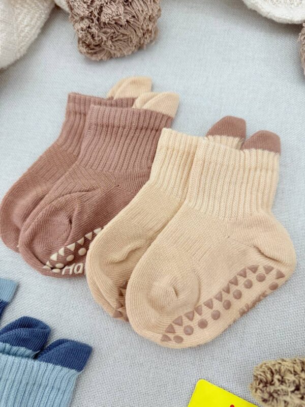 جوراب کبریتی کف استپ دار مدل سه پاشنه - Image 4