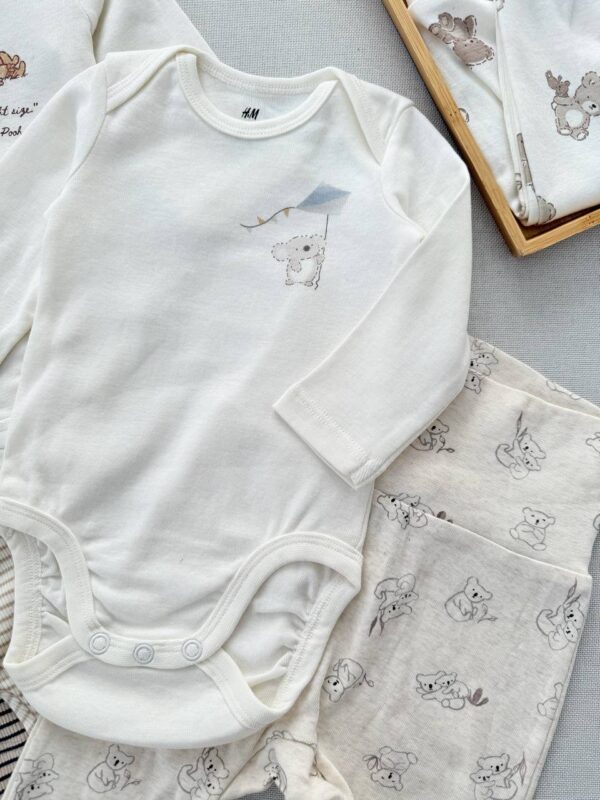 بادی آستین بلند نوزادی اورجینال برند H&M - Image 3