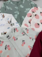 سرهمی بدون جوراب برند H&M طرح آلبالو (نوزادی تا4ماه) - Image 4