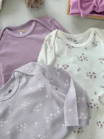 مجموعه بادی نوزادی آستین بلند H&M طرح گل‌دار و یاسی ساده