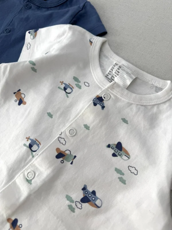 رامپر نوزادی سفید H&M با طرح هواپیما