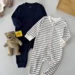 خرید سرهمی زیپ‌دار نوزادی H&M پارچه کبریتی در دو رنگ راه‌راه و سرمه‌ای